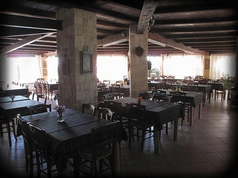 Hotel Turismo Rurale Montitundu Portisco Exterior photo